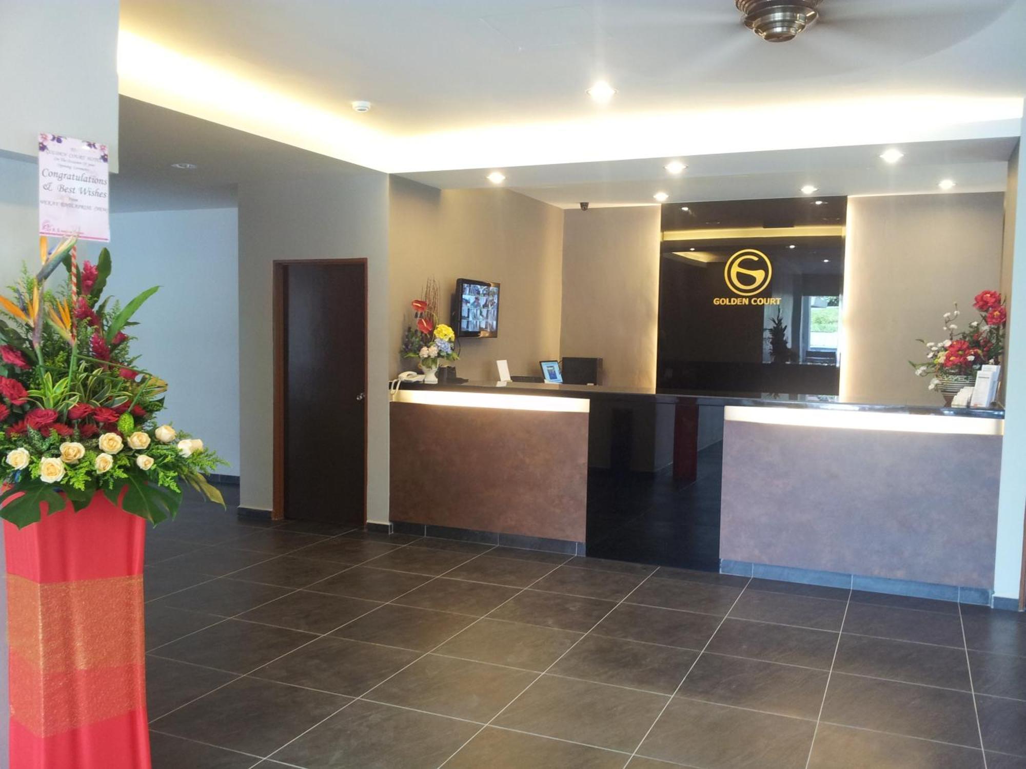 Golden Court Hotel - Tun Abdul Razak Johor Bahru Bagian luar foto